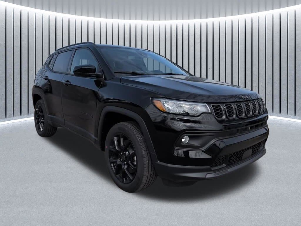 2026 Jeep Compass Latitude Altitude — photo 1 of 43