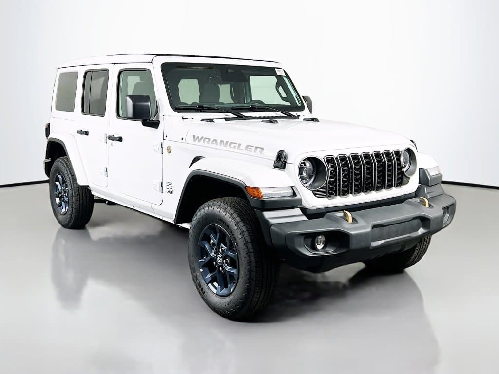 2026 Jeep Wrangler Base — photo 1 of 40