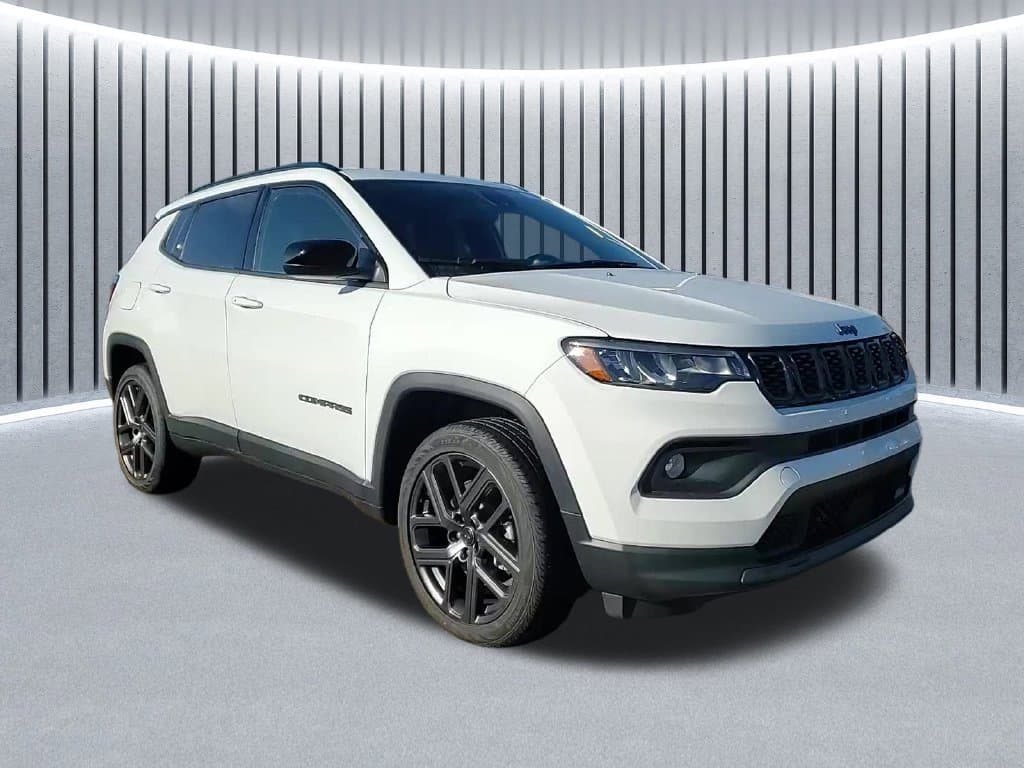 2026 Jeep Compass Latitude Altitude — photo 1 of 21