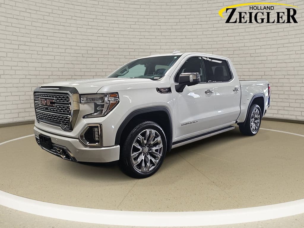 2022 GMC Sierra 1500 Limited Denali — photo 1 of 35