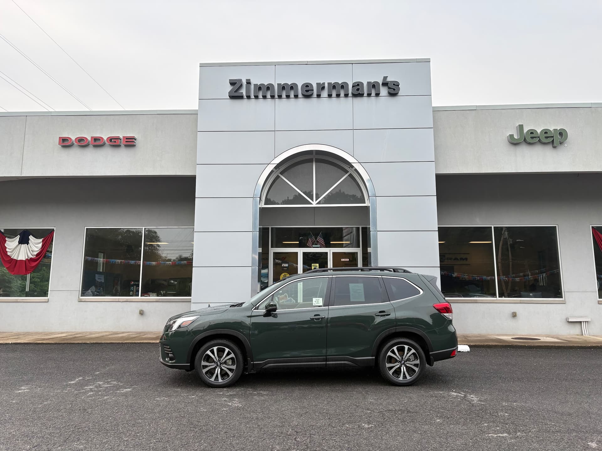 2023 Subaru Forester Limited — photo 1 of 27