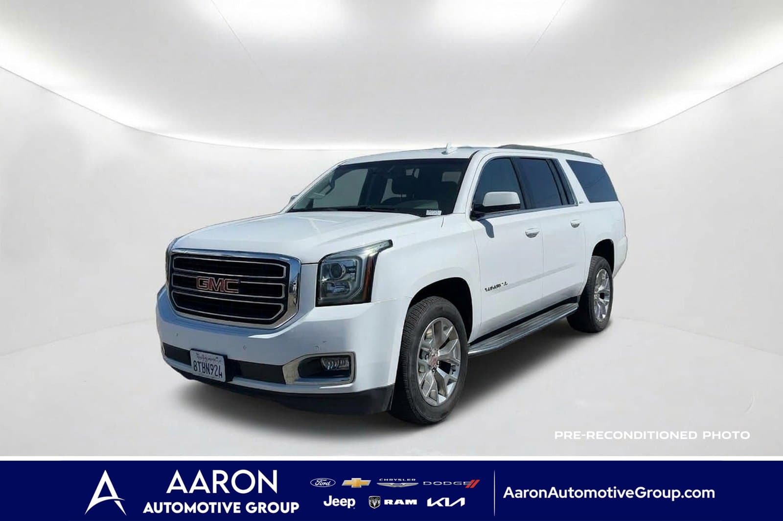 2020 GMC Yukon XL SLE — photo 1 of 22