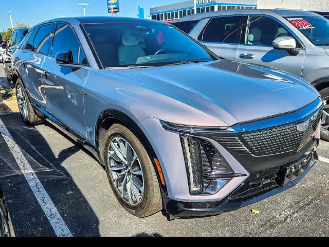 2024 Cadillac LYRIQ Sport — photo 1 of 14