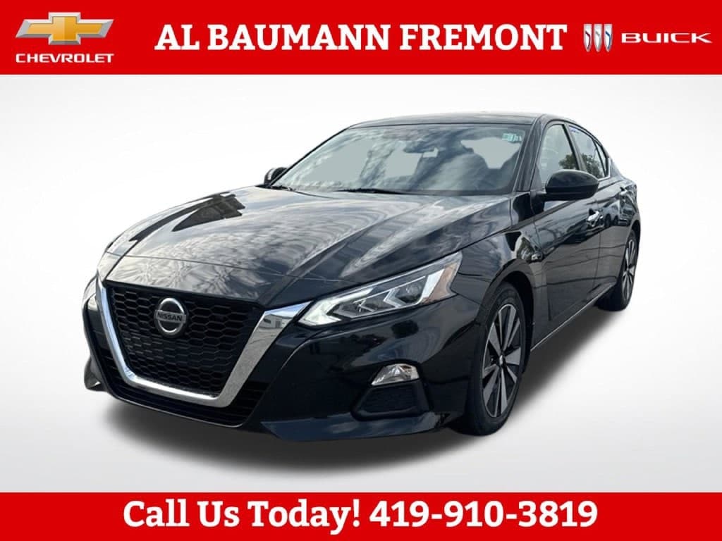 2022 Nissan Altima 2.5 SV — photo 1 of 31
