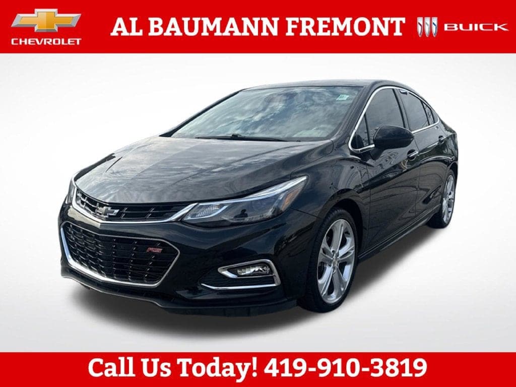 2018 Chevrolet Cruze Premier — photo 1 of 31