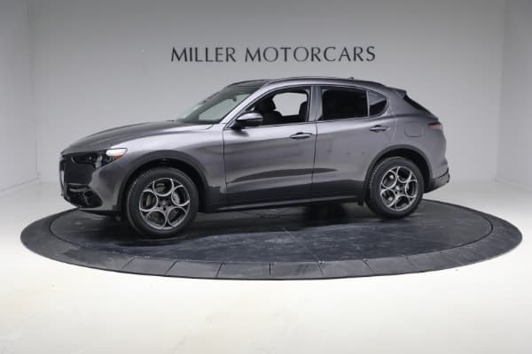 2026 Alfa Romeo Stelvio Base — photo 1 of 25