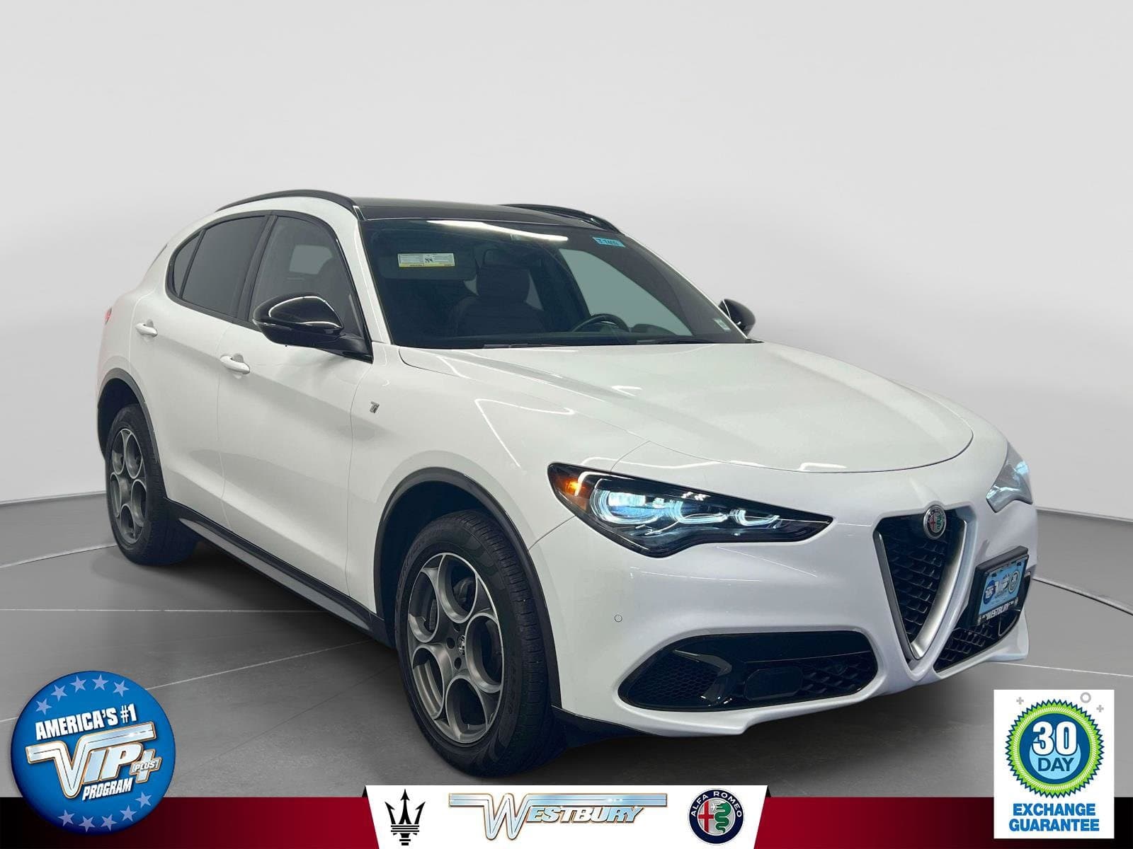 2024 Alfa Romeo Stelvio Ti — photo 1 of 34