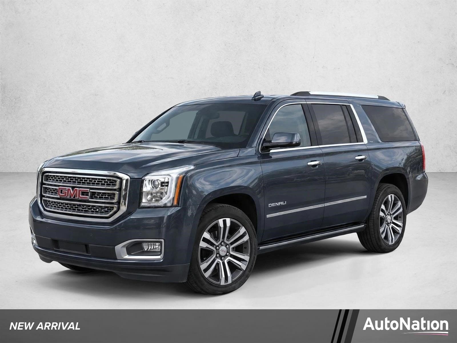 2020 GMC Yukon XL Denali — photo 1 of 29