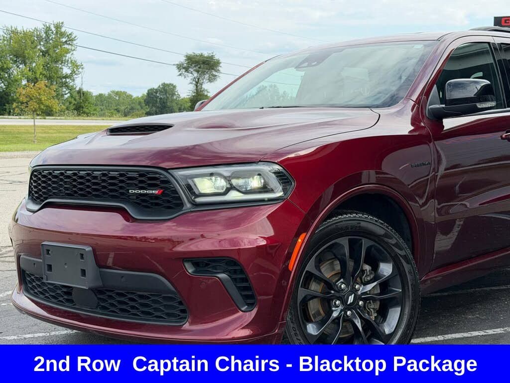 2025 Dodge Durango R/T — photo 1 of 8