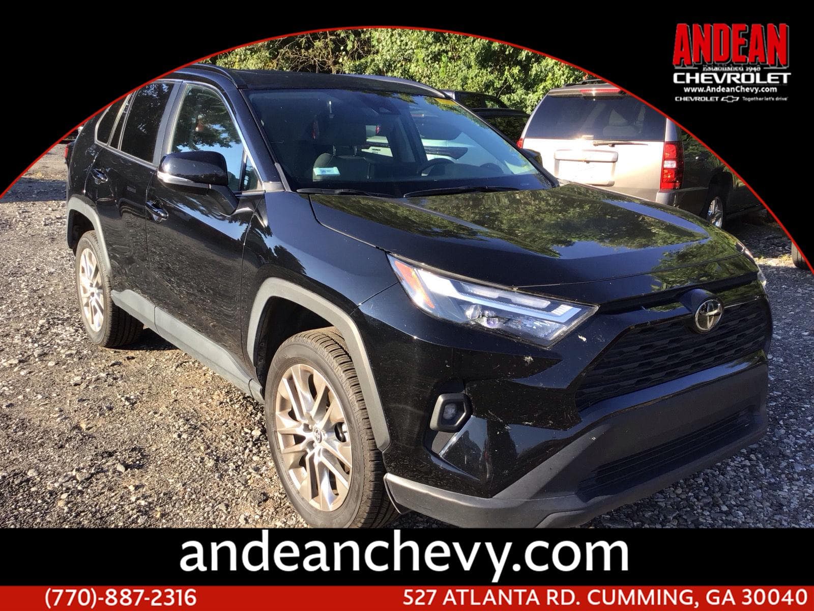 2023 Toyota RAV4 XLE Premium — photo 1 of 11