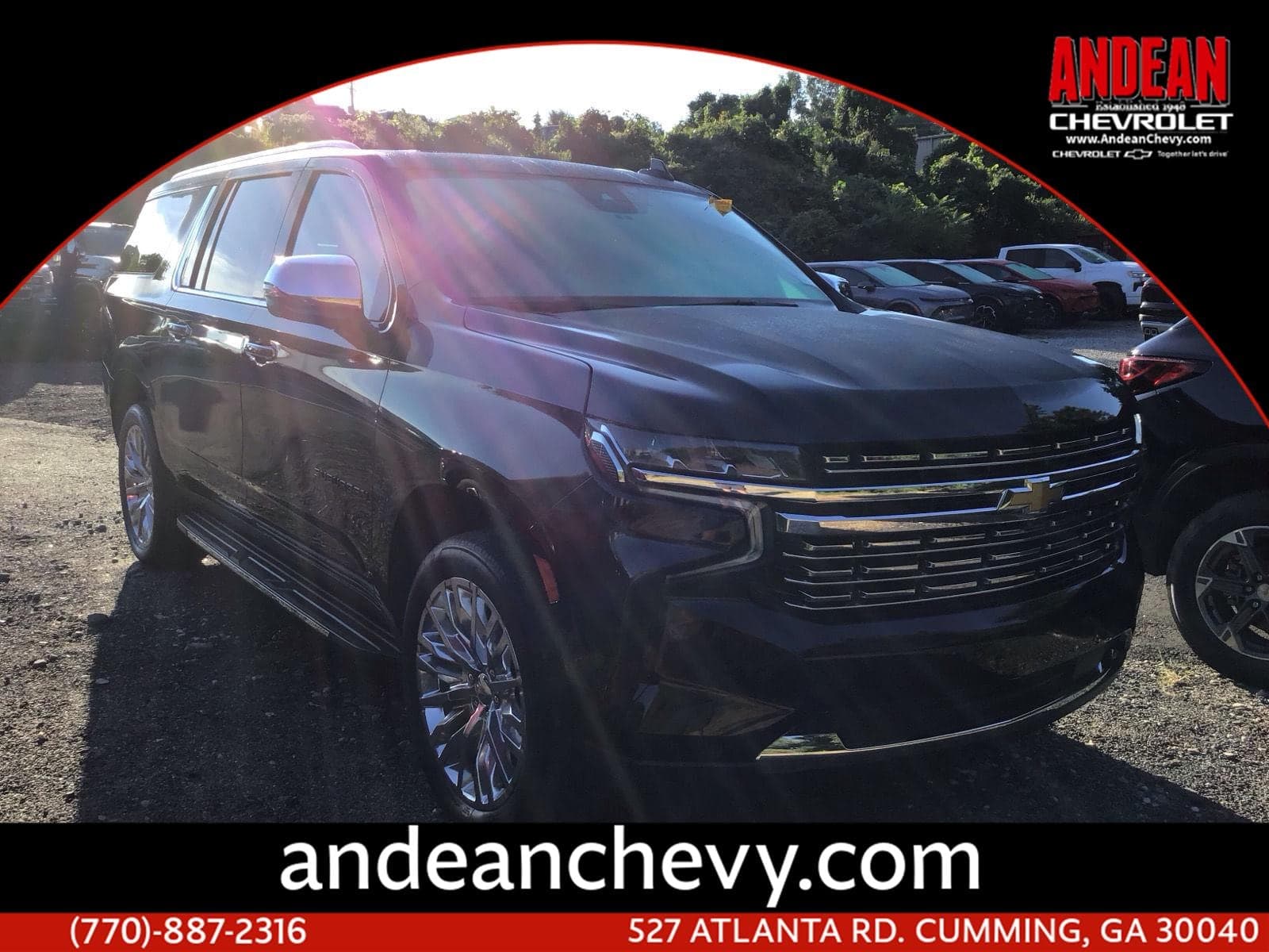 2024 Chevrolet Suburban Premier — photo 1 of 13