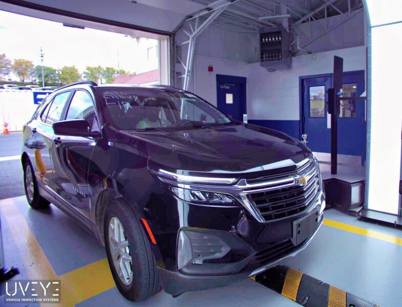 2023 Chevrolet Equinox LT — photo 1 of 11