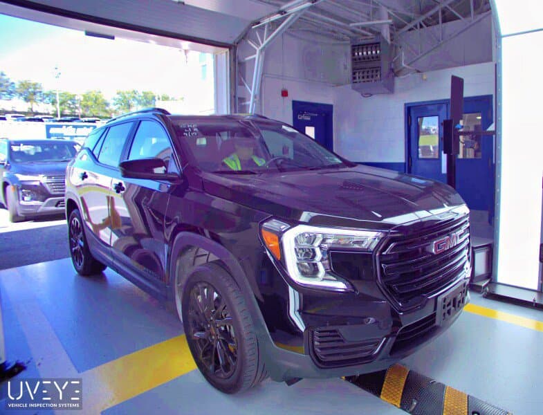 2023 GMC Terrain SLE — photo 1 of 13