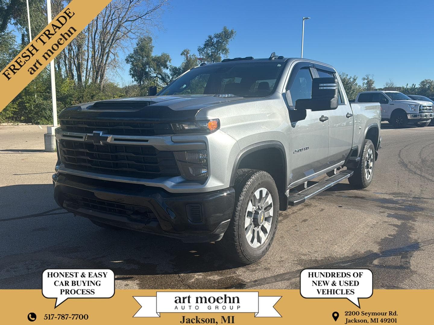 2024 Chevrolet Silverado 2500HD Custom — photo 1 of 14