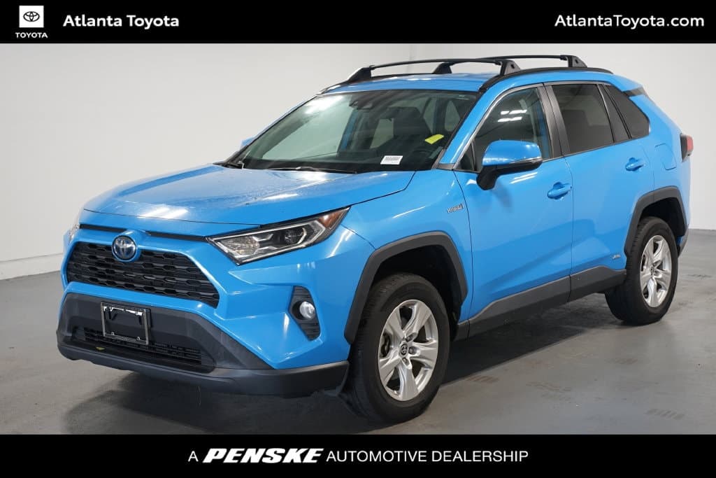 2021 Toyota RAV4 Base — photo 1 of 7