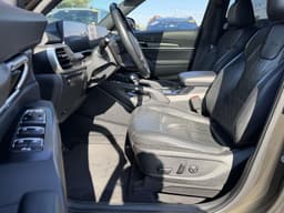 Extra Photo