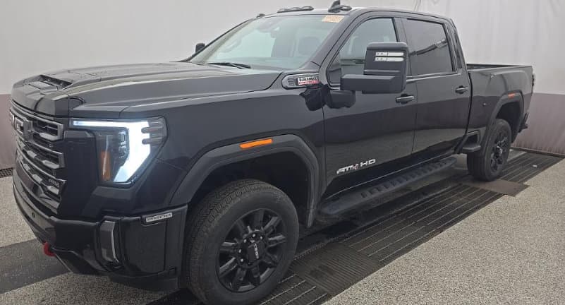 2024 GMC Sierra 2500HD AT4 — photo 1 of 8
