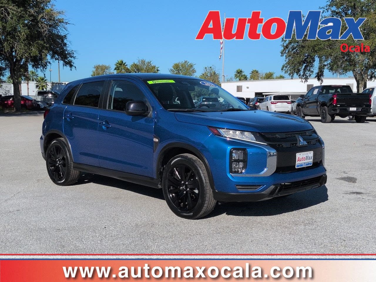 2025 Mitsubishi Outlander Sport ES — photo 1 of 28