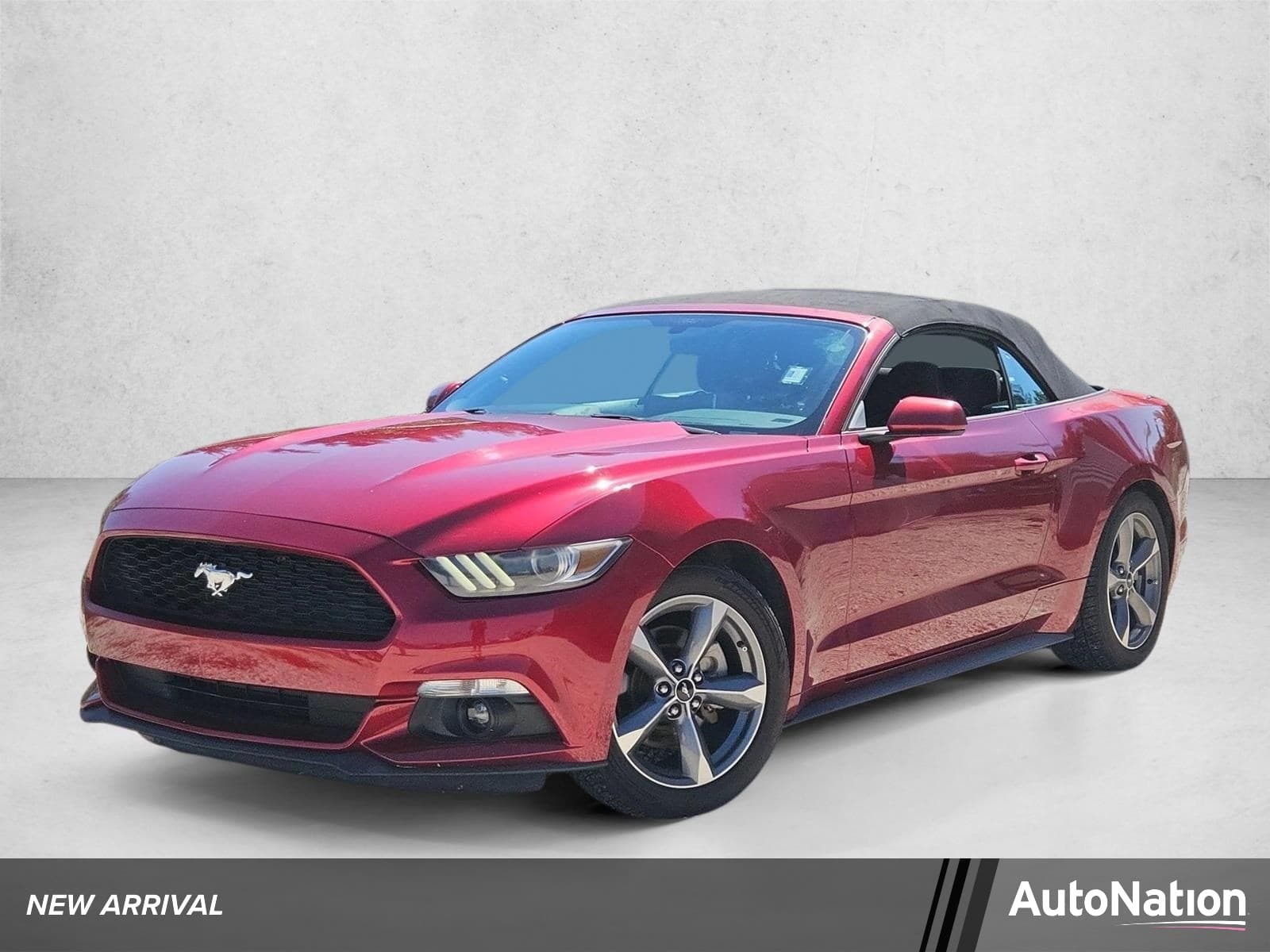 2016 Ford Mustang V6 — photo 1 of 15