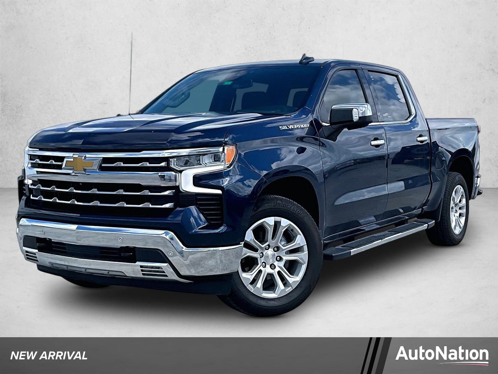 2022 Chevrolet Silverado 1500 LTZ — photo 1 of 30