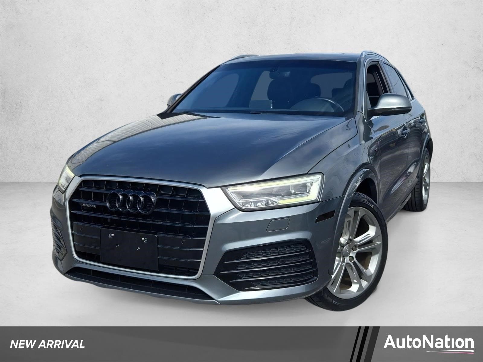 2016 Audi Q3 Prestige — photo 1 of 15