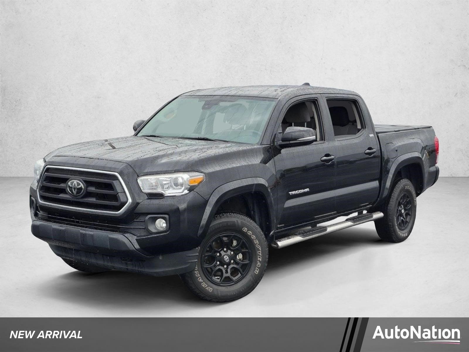 2022 Toyota Tacoma 2WD SR5 — photo 1 of 15