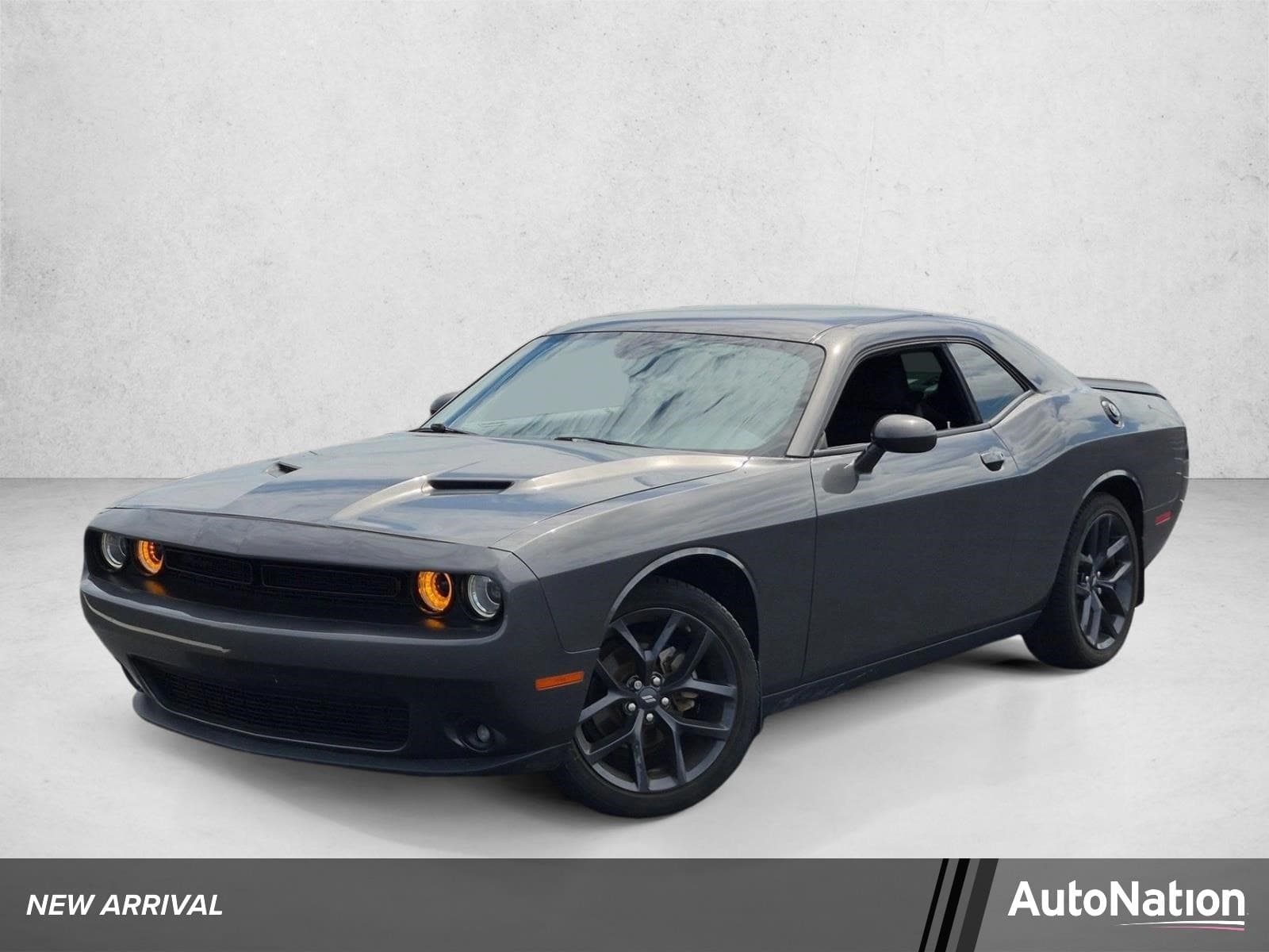 2023 Dodge Challenger SXT — photo 1 of 15