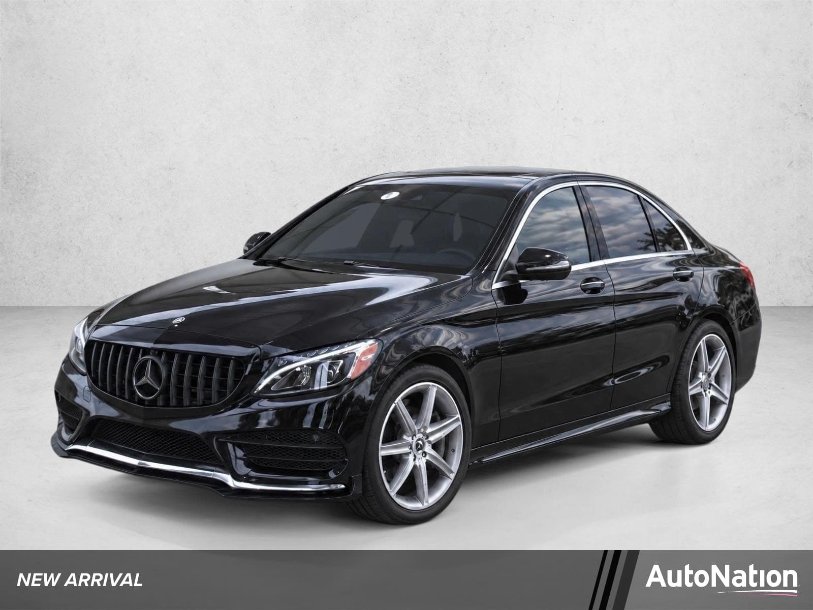 2018 Mercedes-Benz C-Class Base — photo 1 of 30