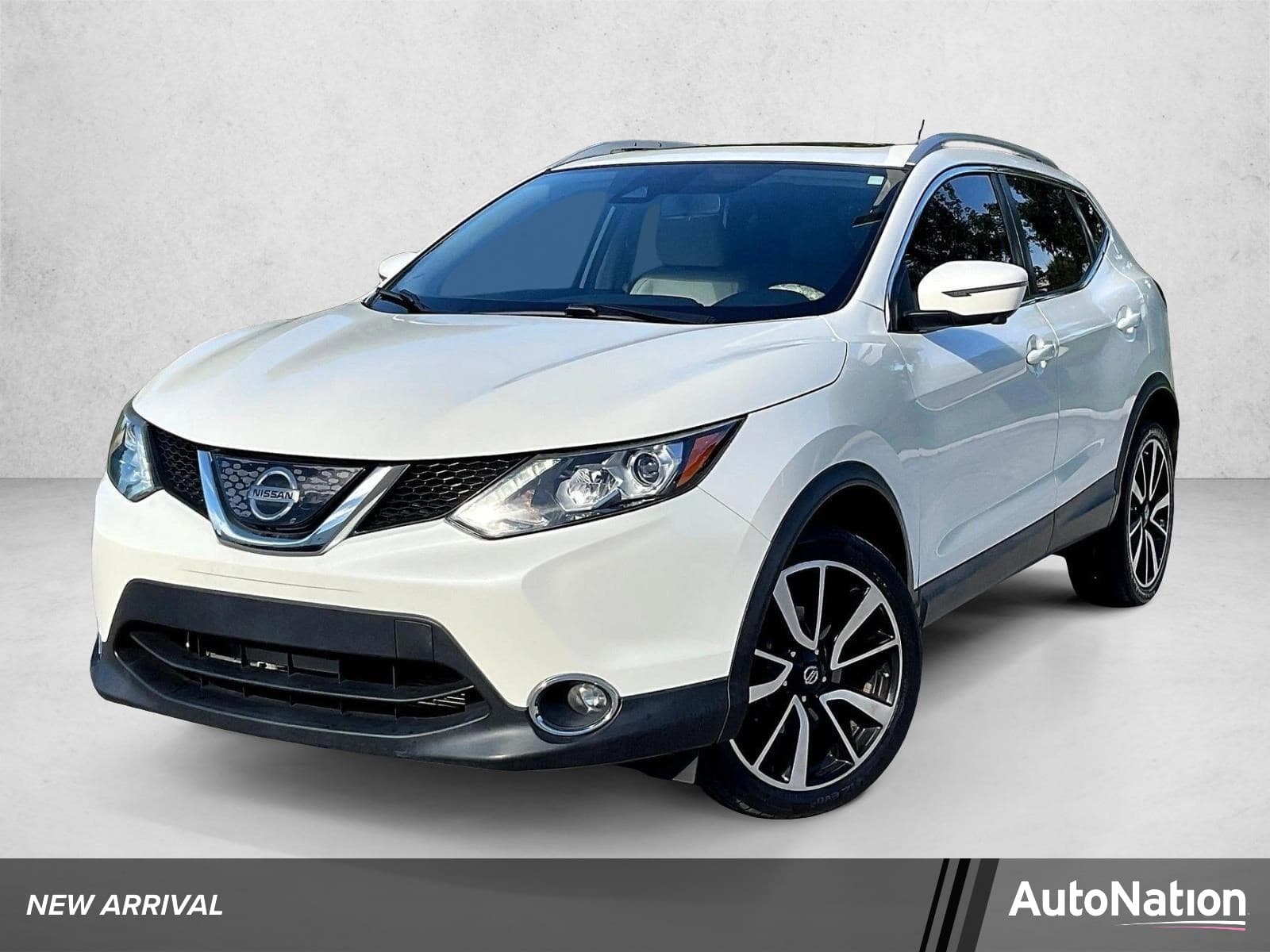 2018 Nissan Rogue Sport SL — photo 1 of 30