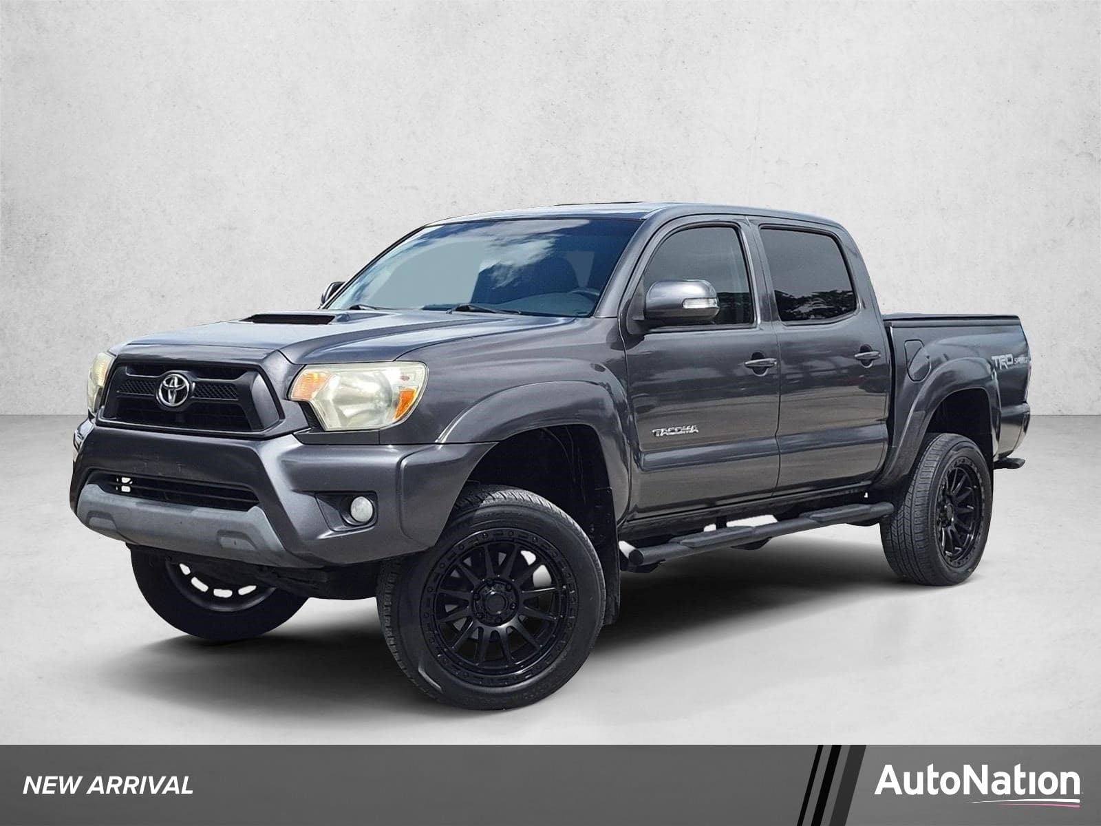 2015 Toyota Tacoma PreRunner — photo 1 of 22