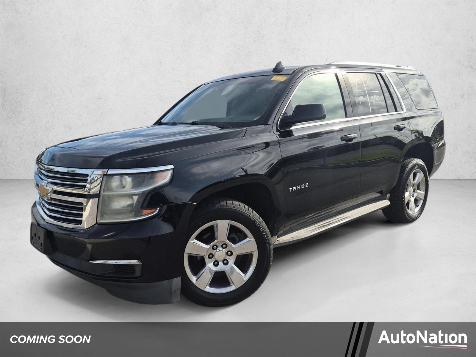 2015 Chevrolet Tahoe LT — photo 1 of 17