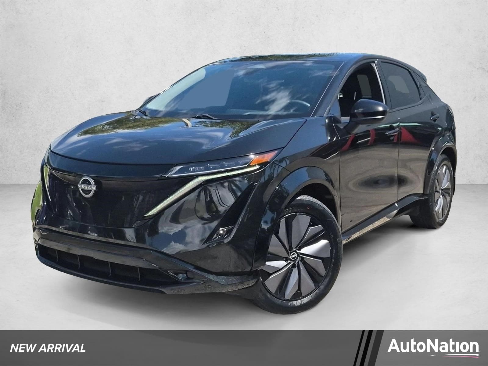 2023 Nissan ARIYA ENGAGE — photo 1 of 25