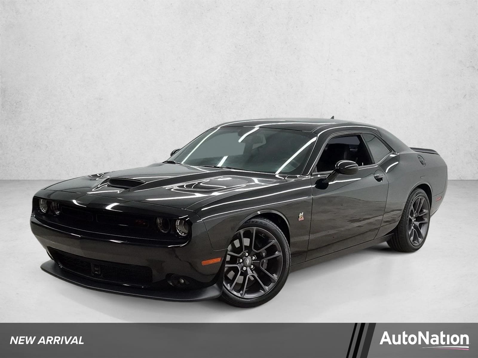 2023 Dodge Challenger R/T Scat Pack — photo 1 of 24