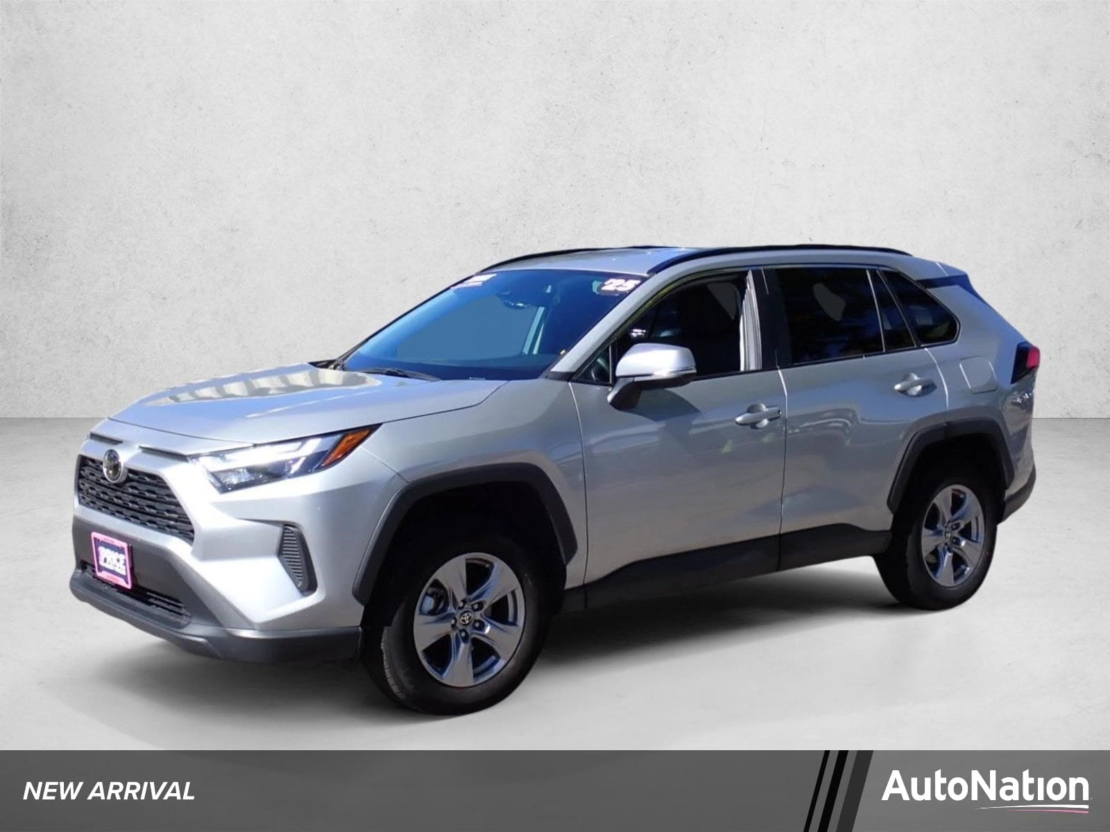 2025 Toyota RAV4 XLE — photo 1 of 23