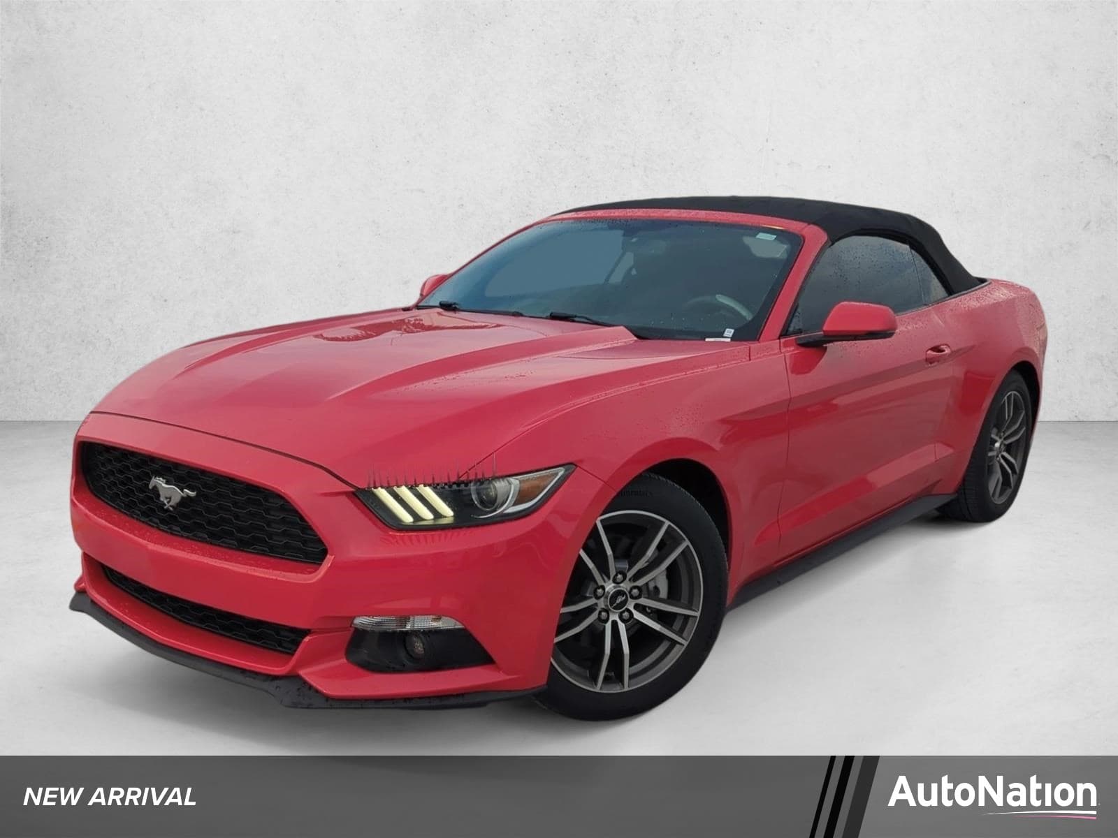 2017 Ford Mustang EcoBoost Premium — photo 1 of 19