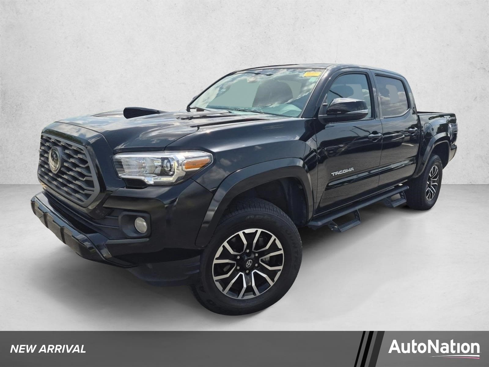 2023 Toyota Tacoma 2WD Base — photo 1 of 30
