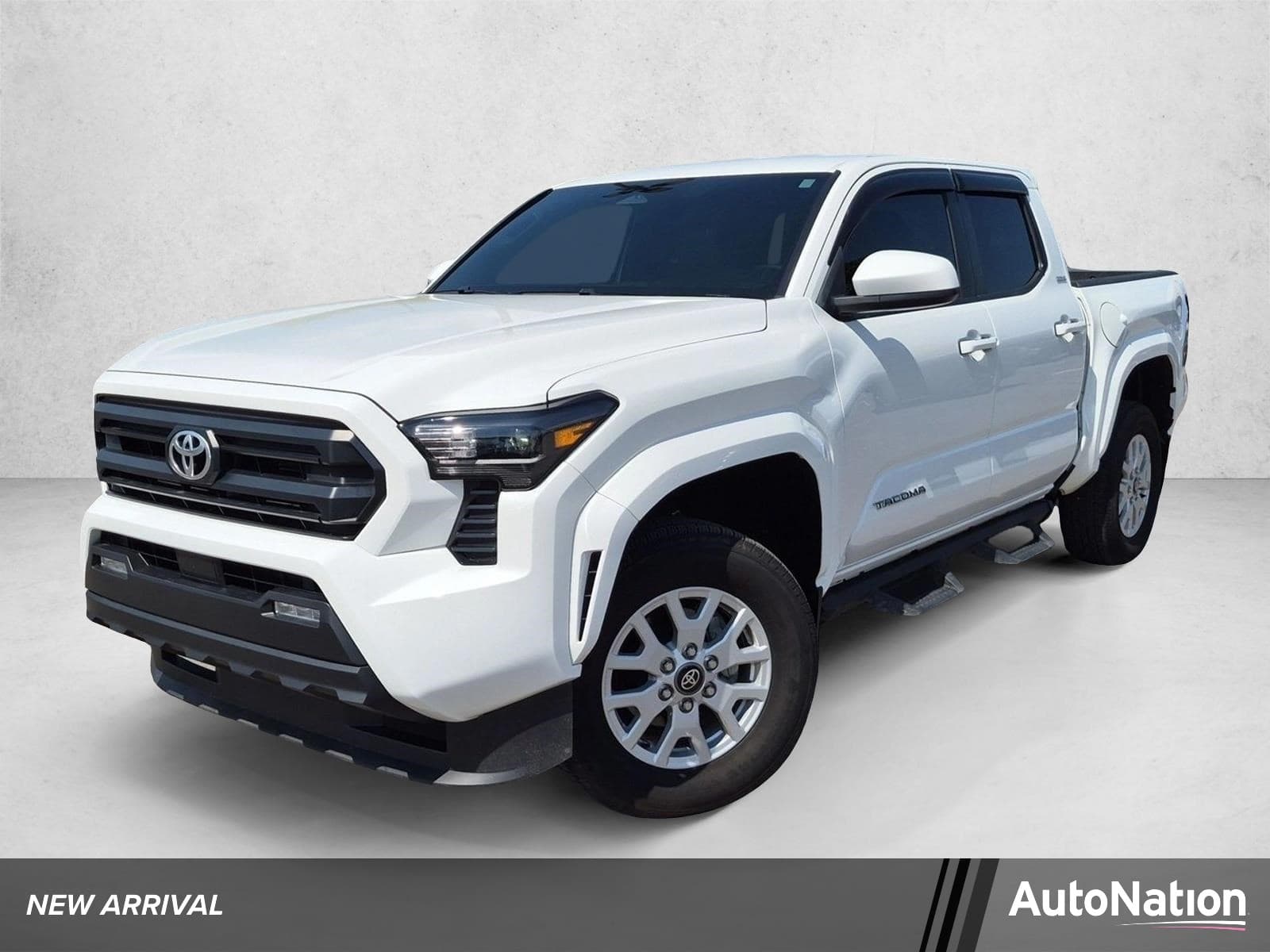 2024 Toyota Tacoma 4WD SR5 — photo 1 of 21