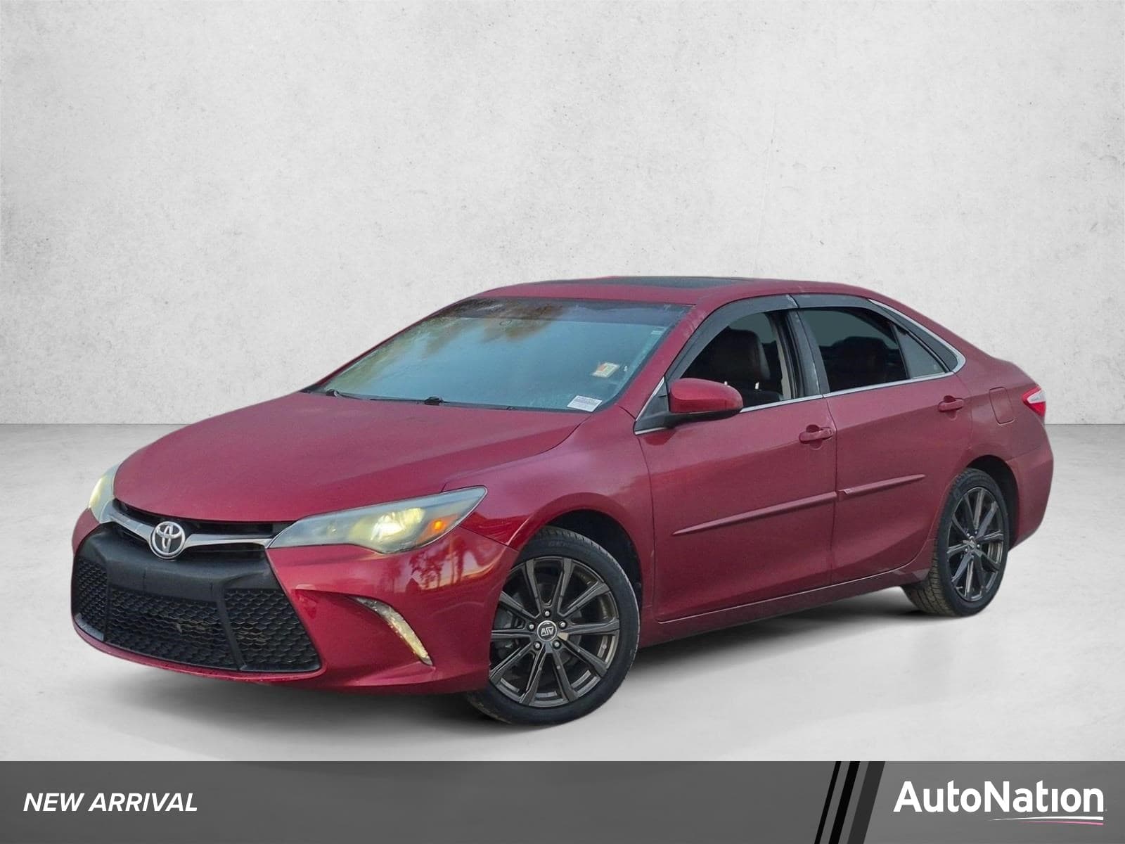 2015 Toyota Camry Base — photo 1 of 17
