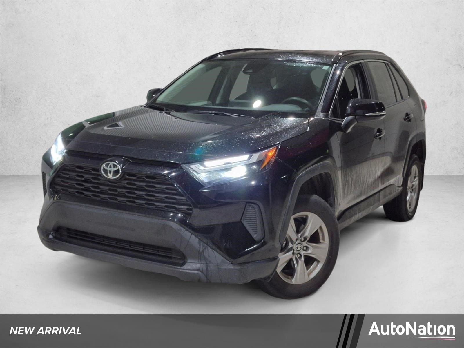 2025 Toyota RAV4 XLE — photo 1 of 23