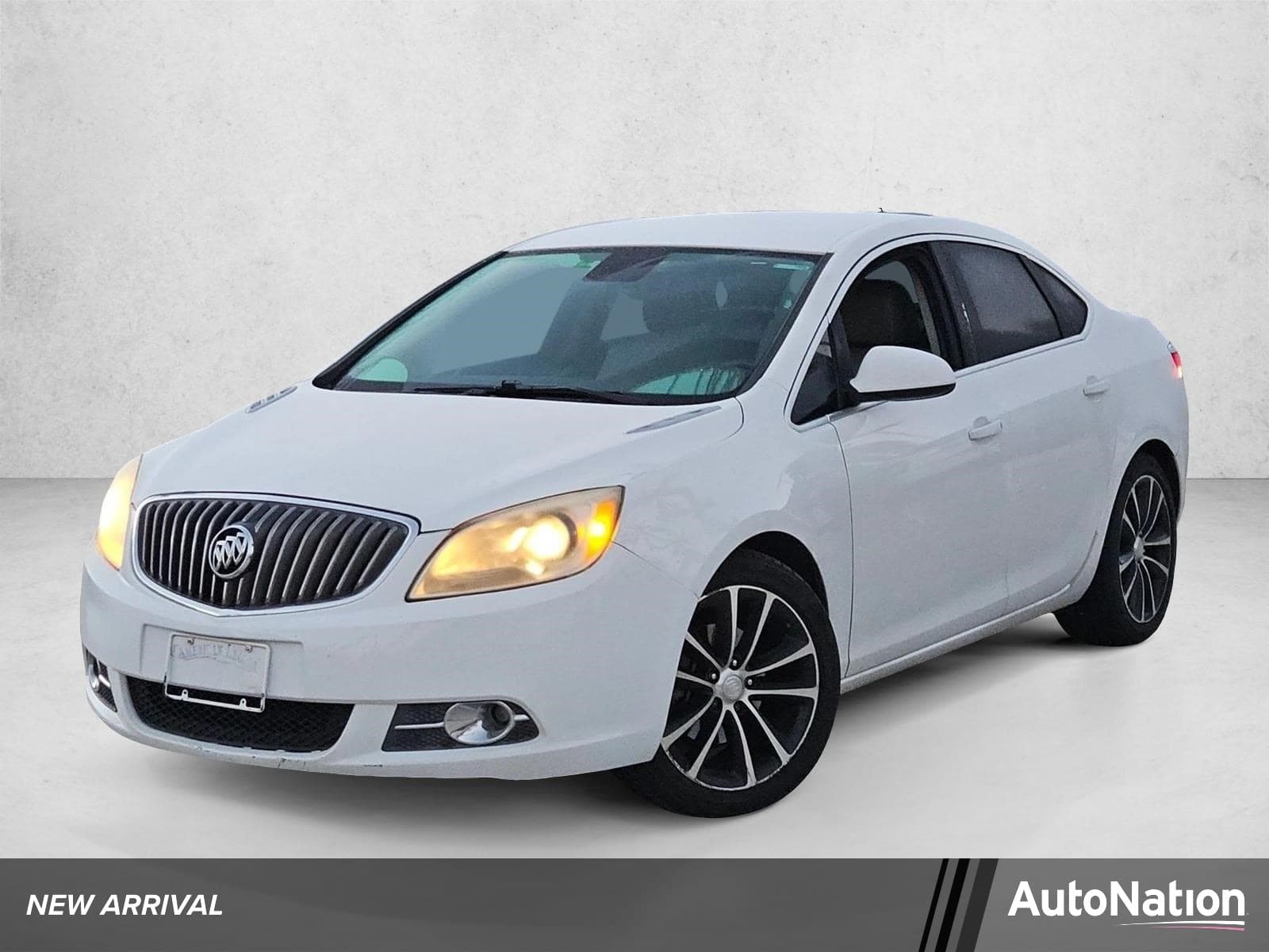 2017 Buick Verano Sport Touring — photo 1 of 15