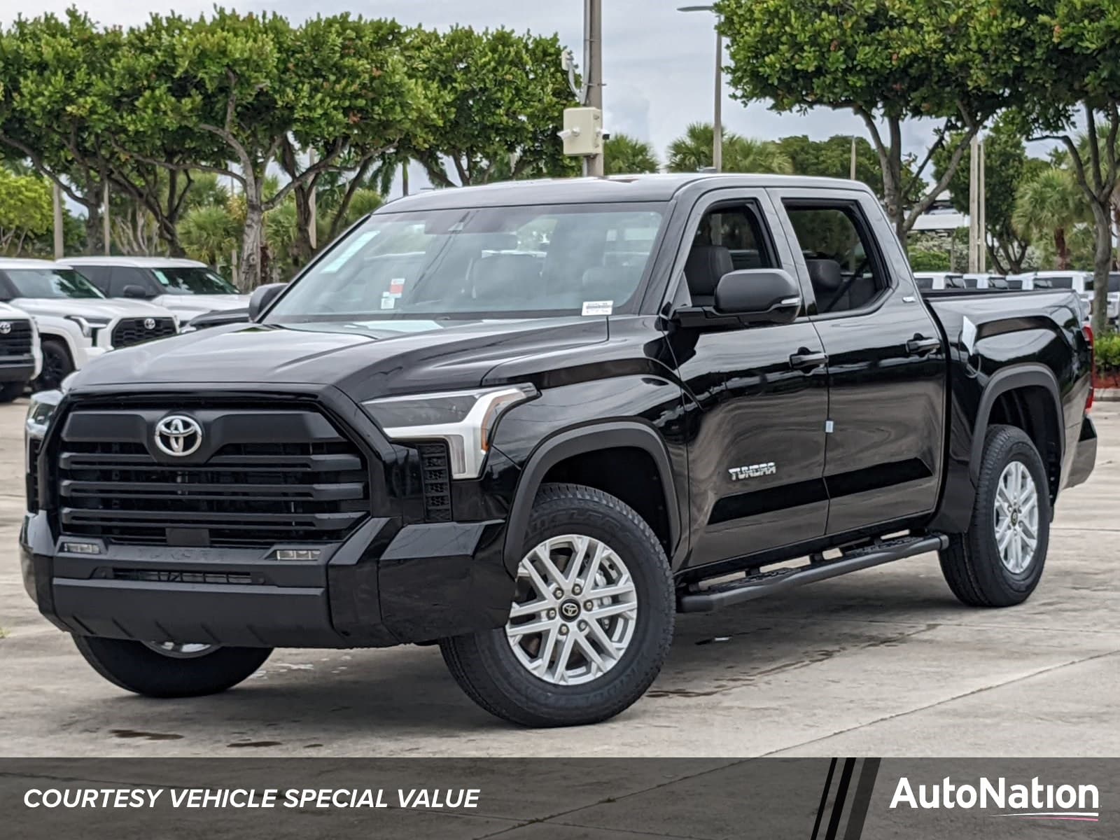 2025 Toyota Tundra 2WD SR5 — photo 1 of 17