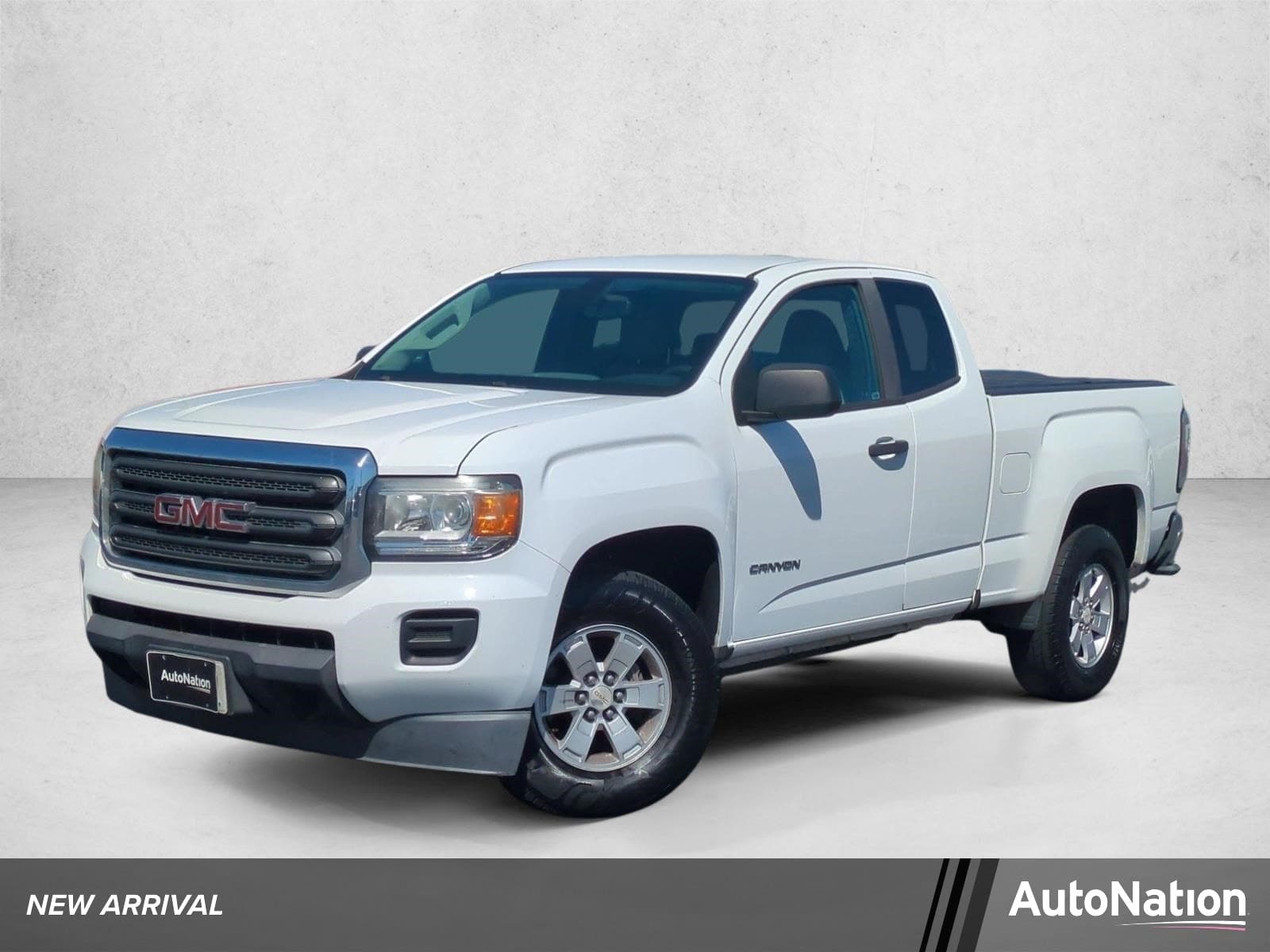 2016 GMC Canyon 2WD — photo 1 of 23