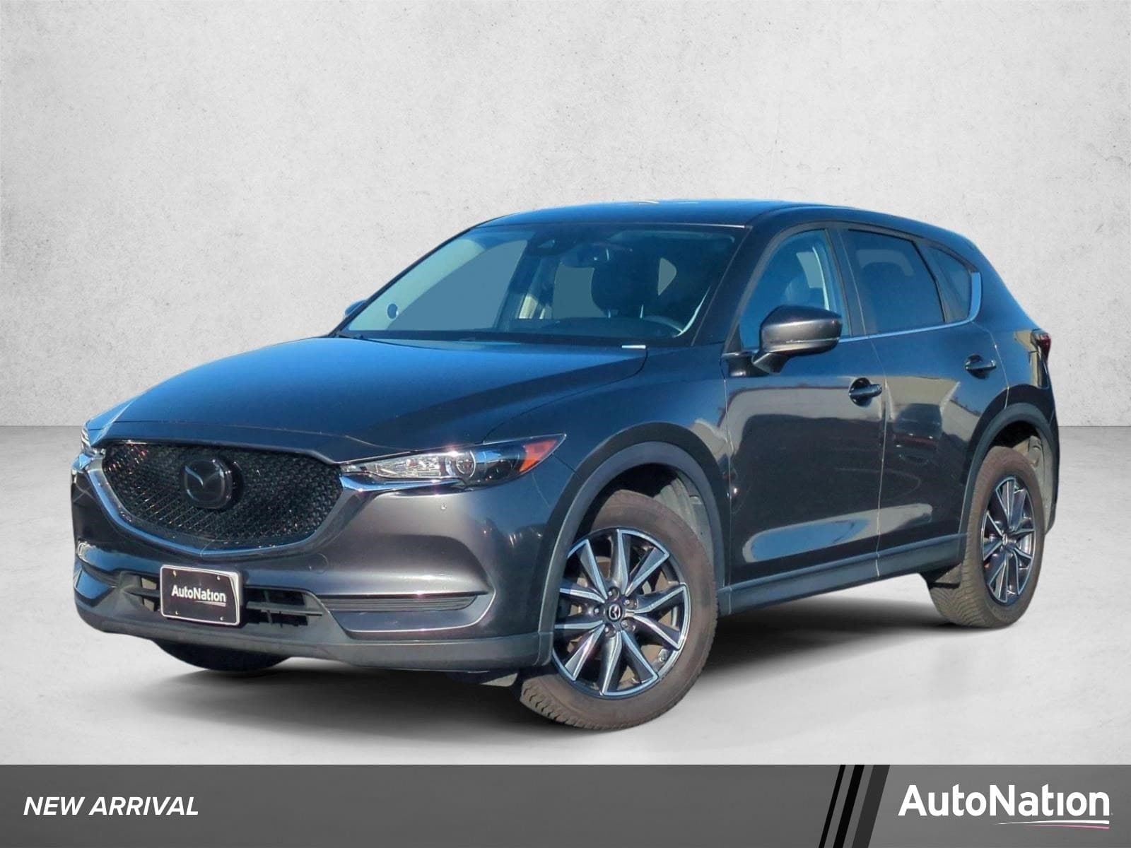 2018 Mazda CX-5 Touring — photo 1 of 27