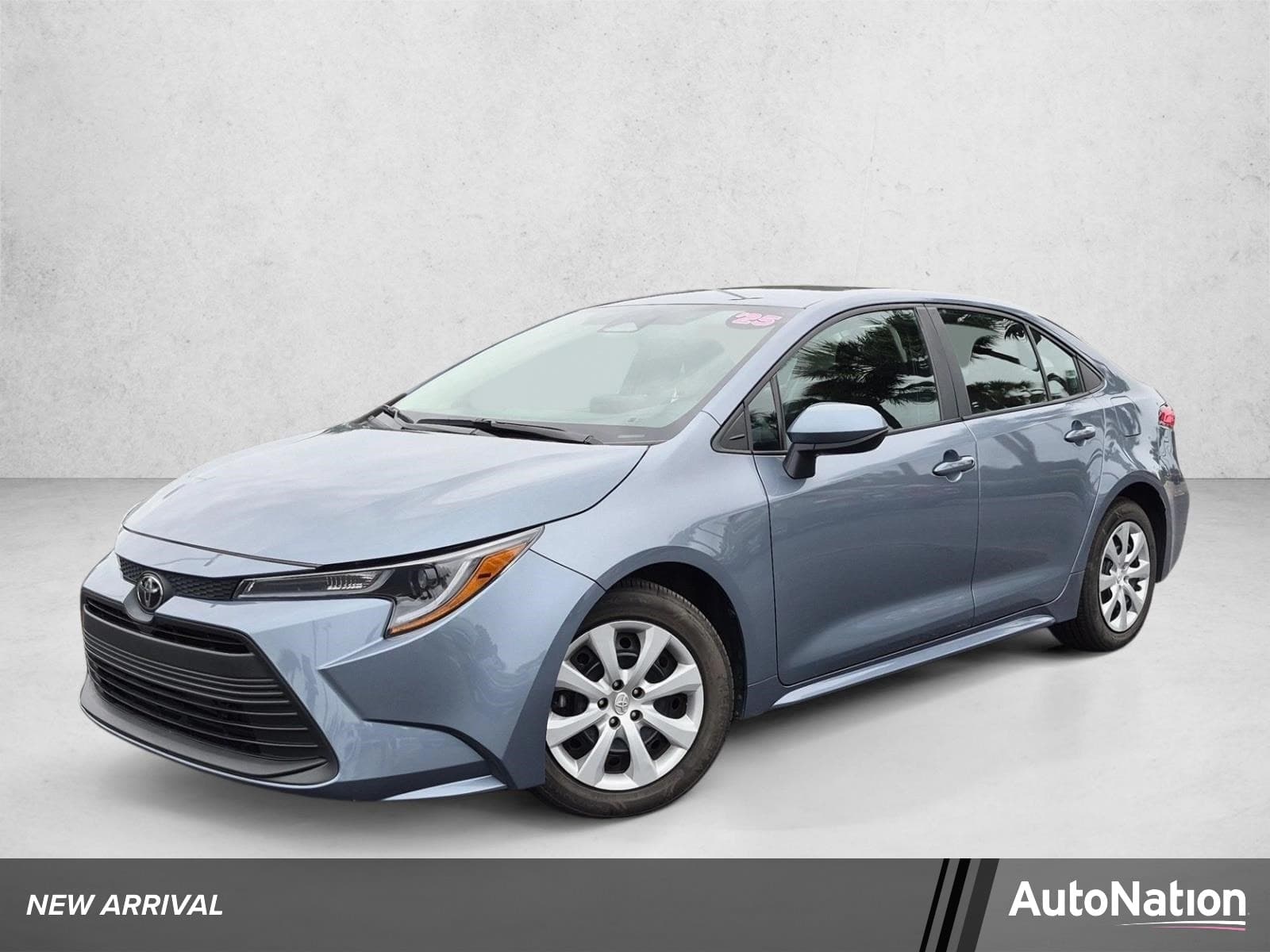 2025 Toyota Corolla LE — photo 1 of 29