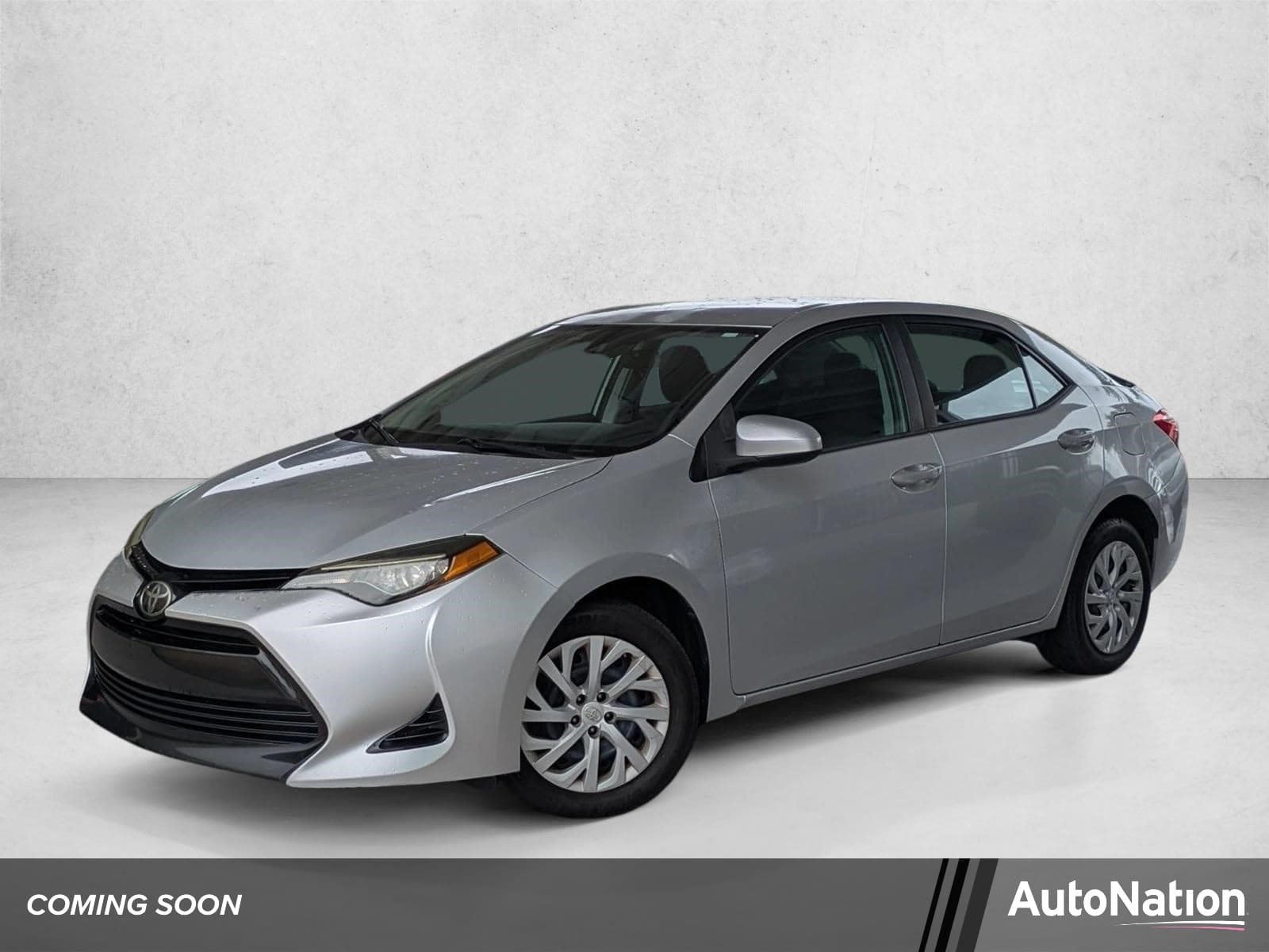2017 Toyota Corolla LE — photo 1 of 15