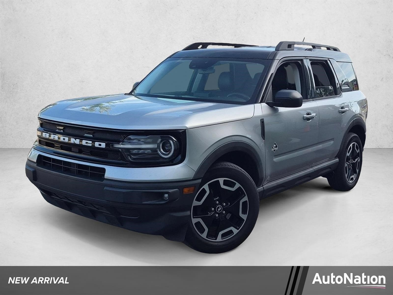 2022 Ford Bronco Sport Outer Banks — photo 1 of 17