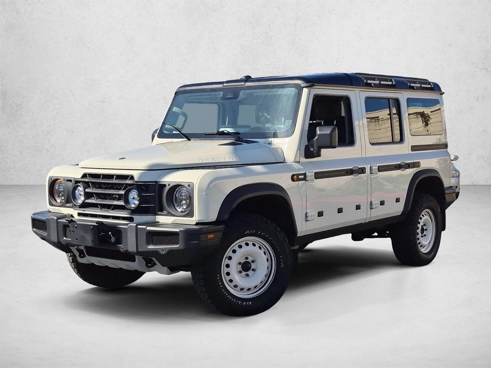 2024 Ineos Grenadier Station Wagon Base — photo 1 of 15