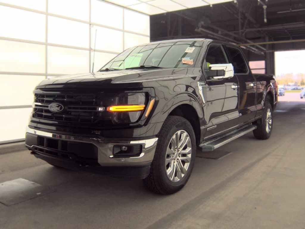 2024 Ford F-150 XLT — photo 1 of 3
