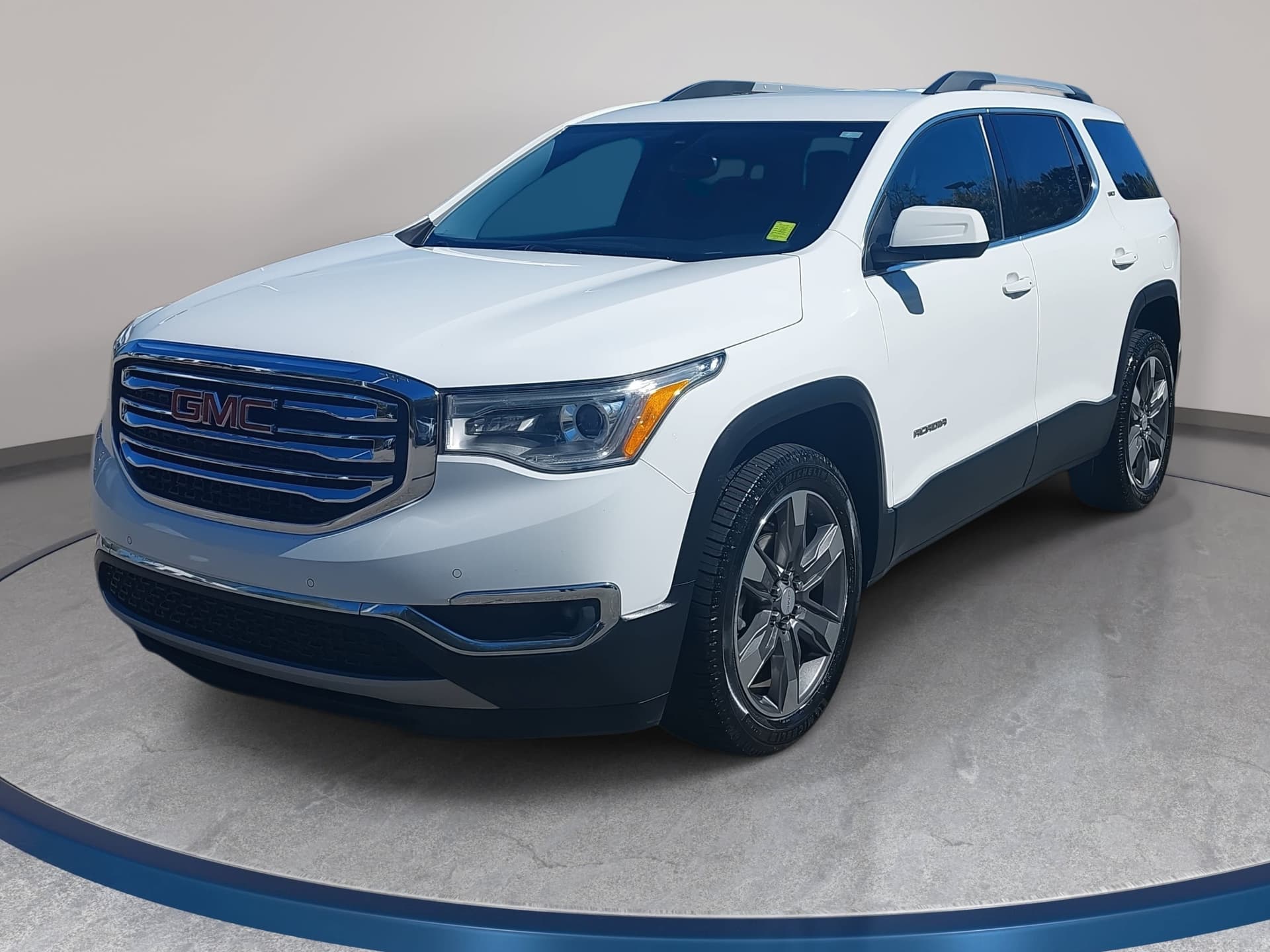 2019 GMC Acadia SLT — photo 1 of 36