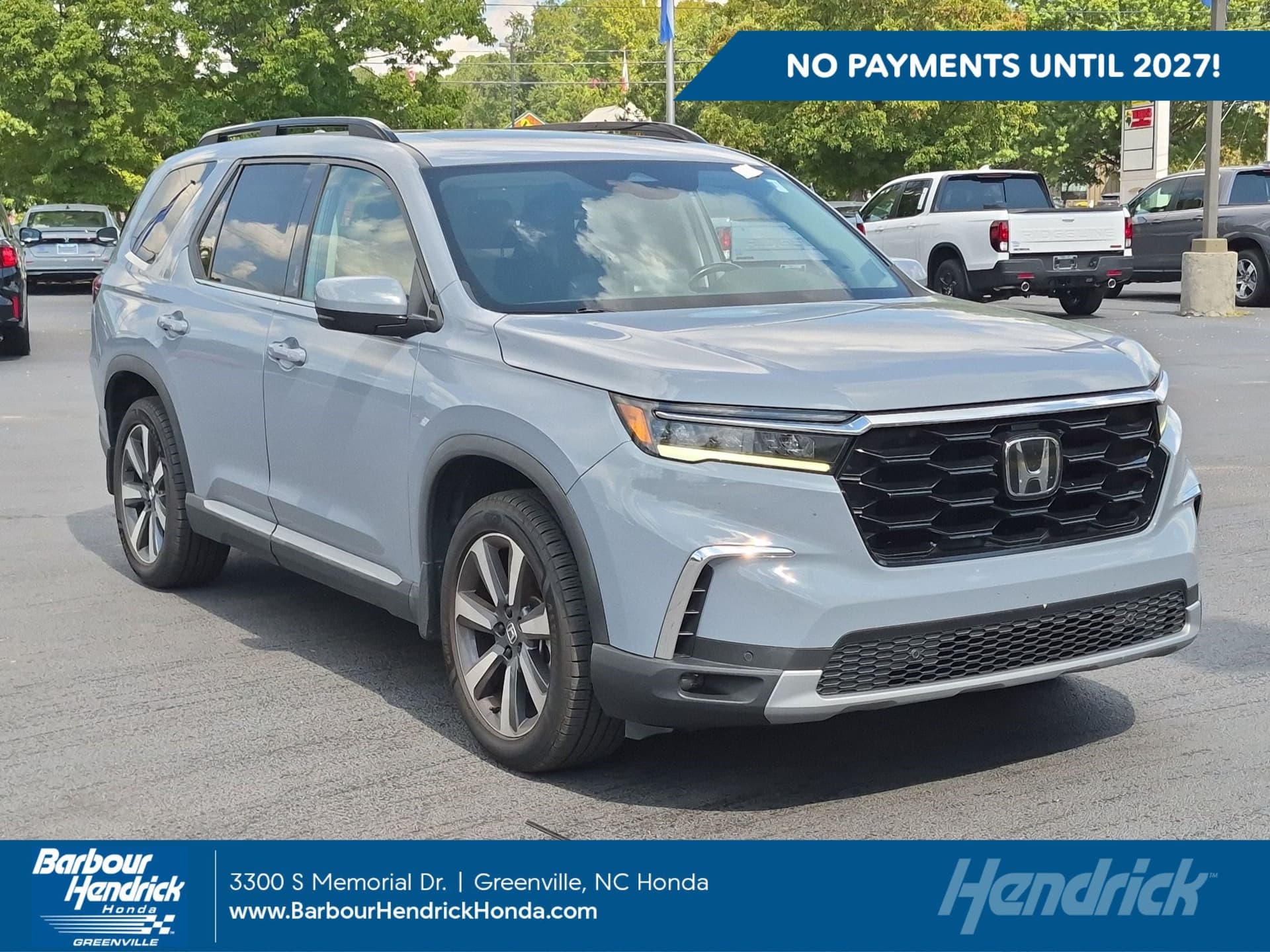 2024 Honda Pilot Touring — photo 1 of 11